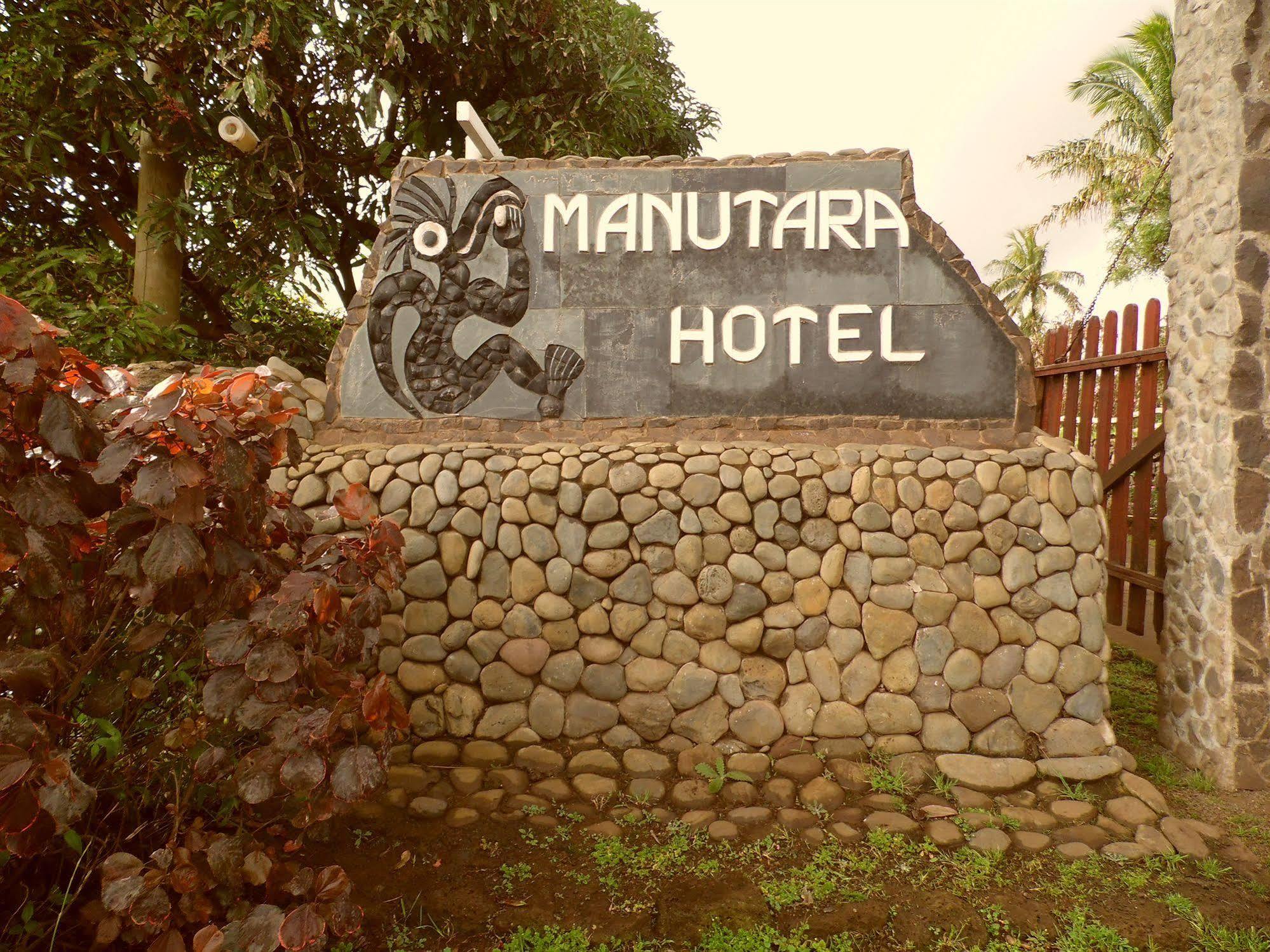 Hotel Manutara Hanga Roa Exterior photo