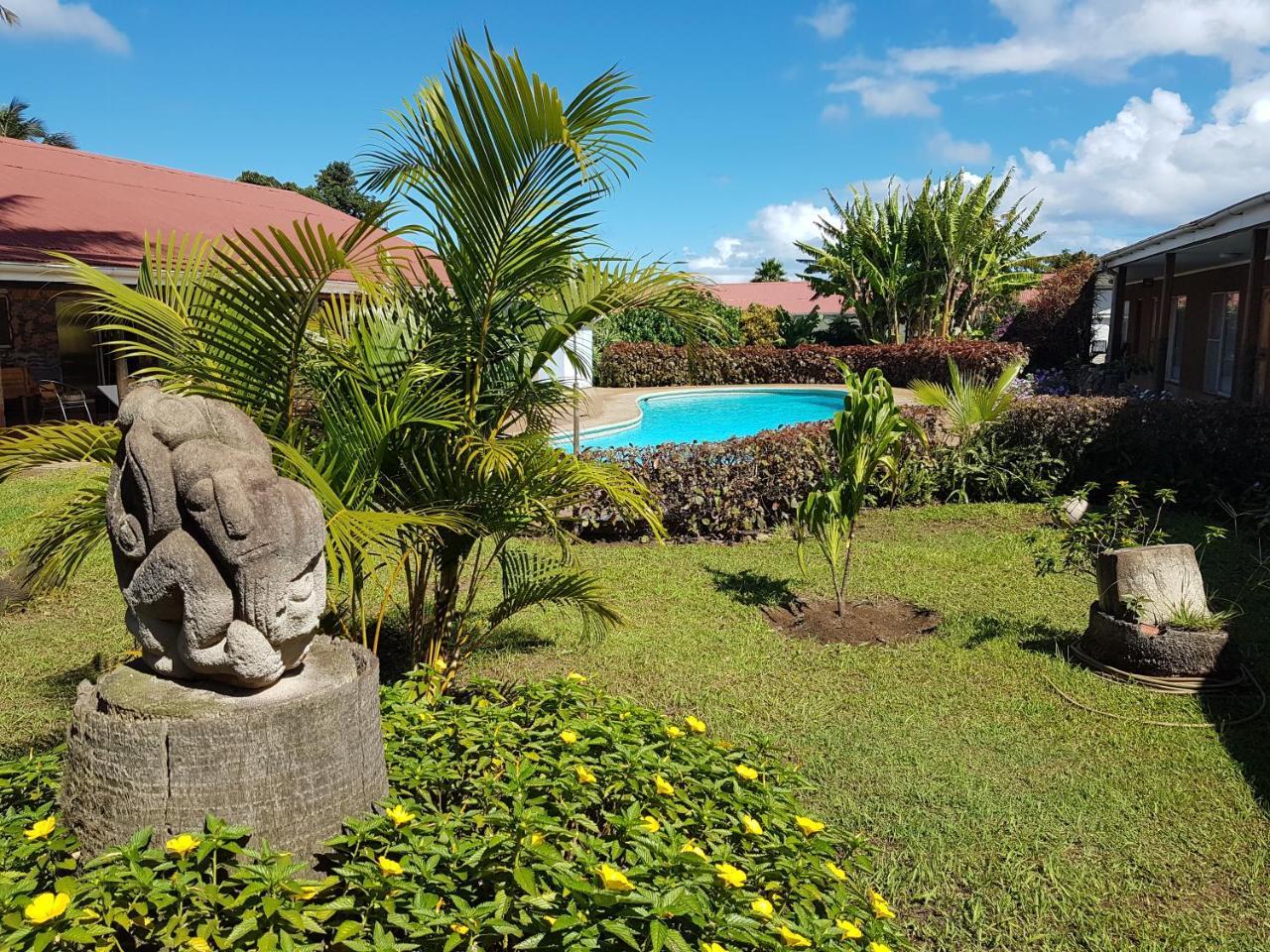 Hotel Manutara Hanga Roa Exterior photo